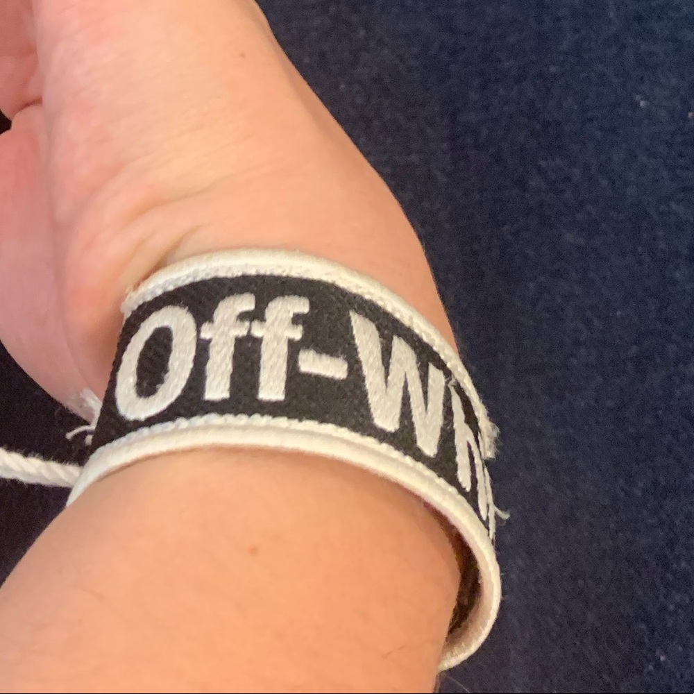 Off-White Stitched Logo Bracelet - image 6